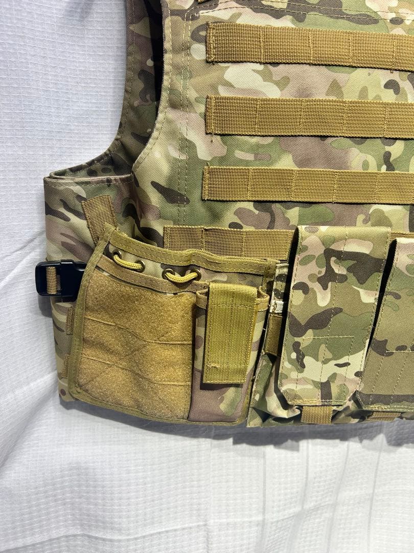 マルチカム タクティカルベスト カモ柄 サバゲー用 L〜LLサイズ