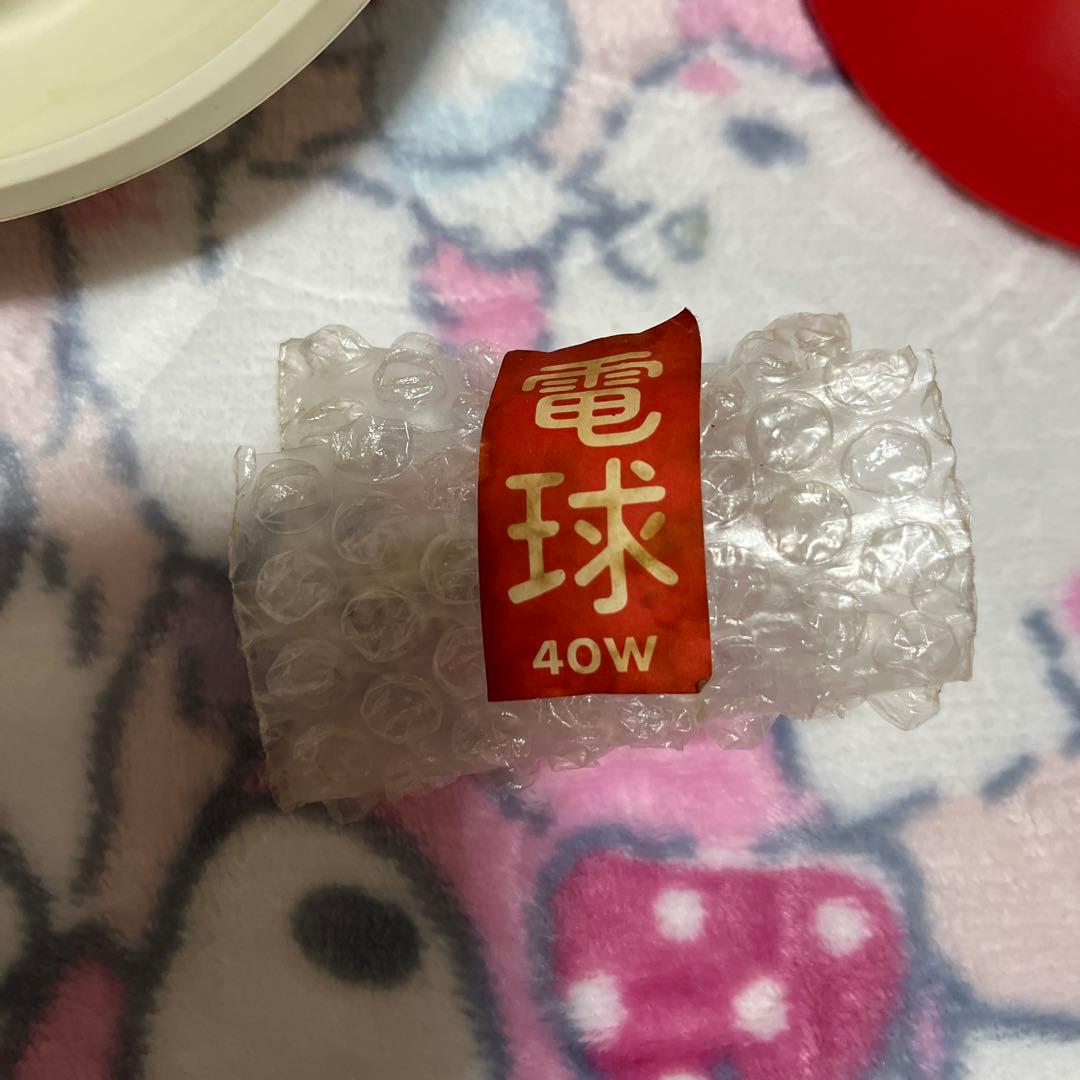 ハローキティ デスクランプ アイボリー/赤