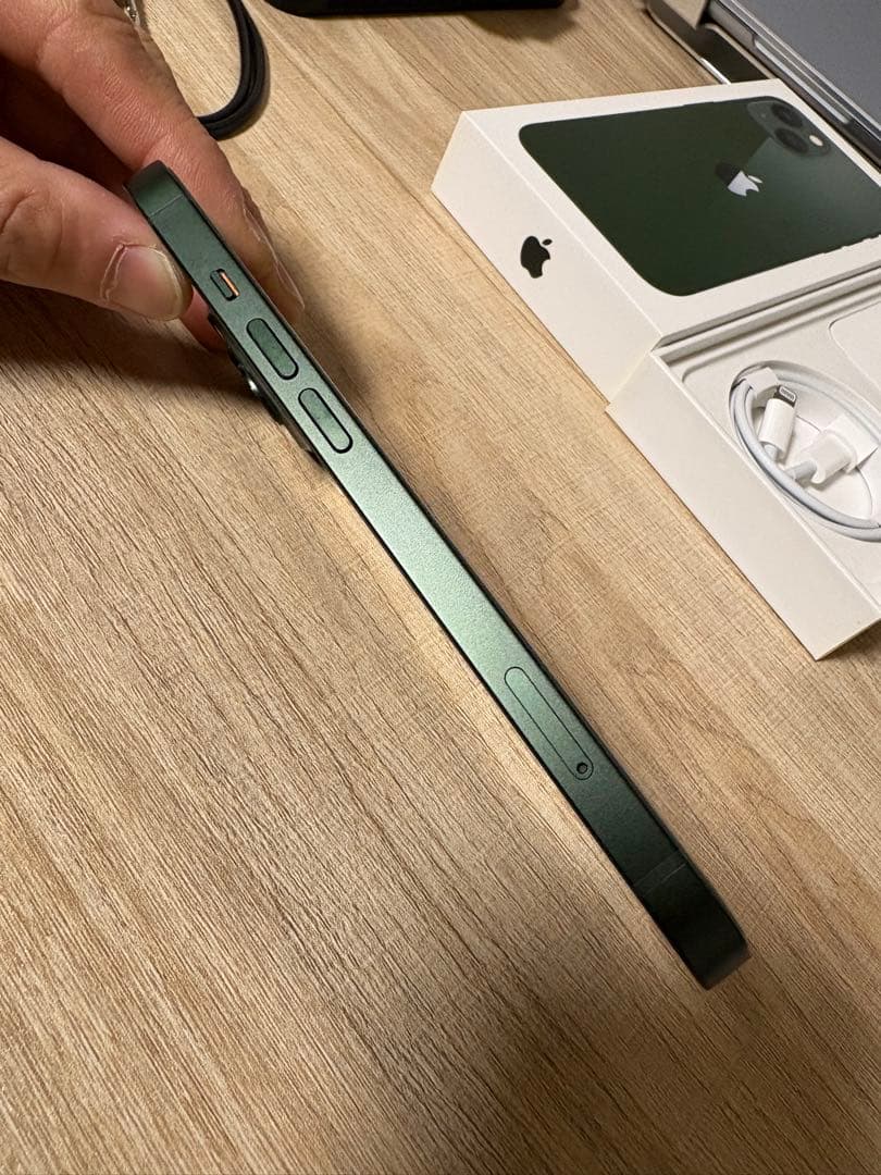 iPhone13 128GB グリーン