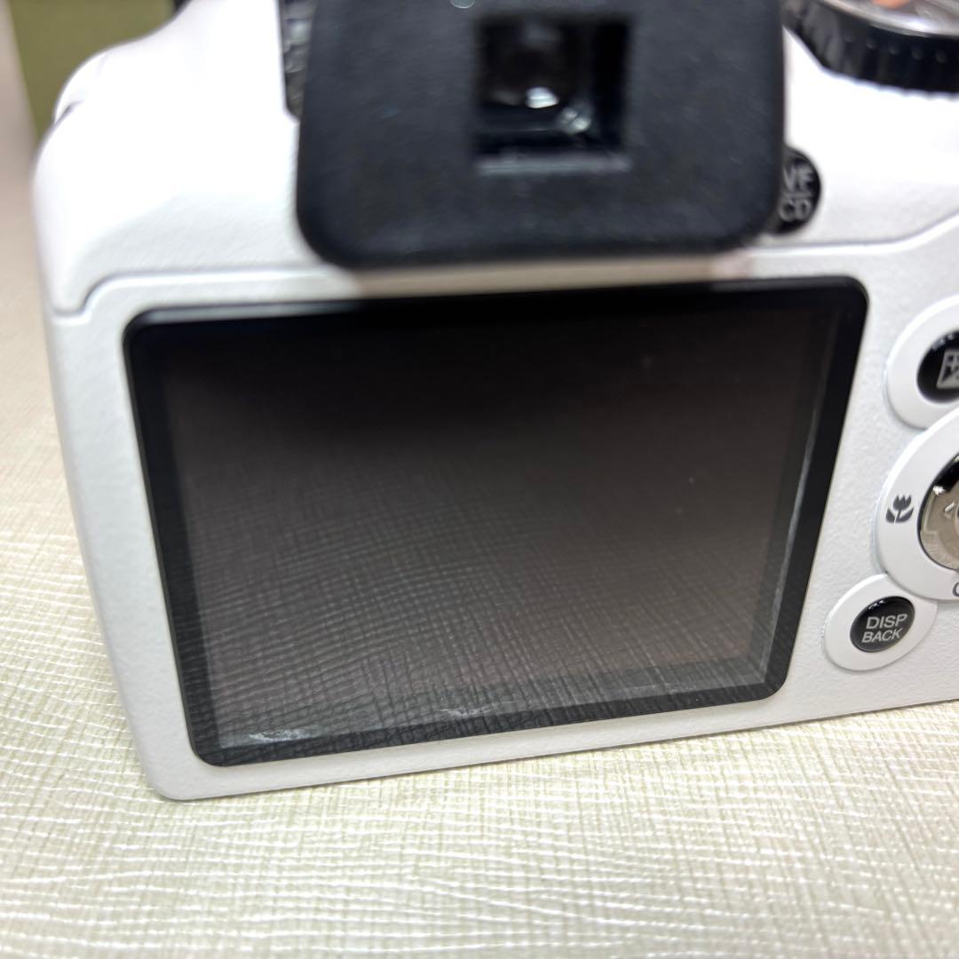 富士フイルム FinePix SL300★これ1台でエモ写＆超ズーム