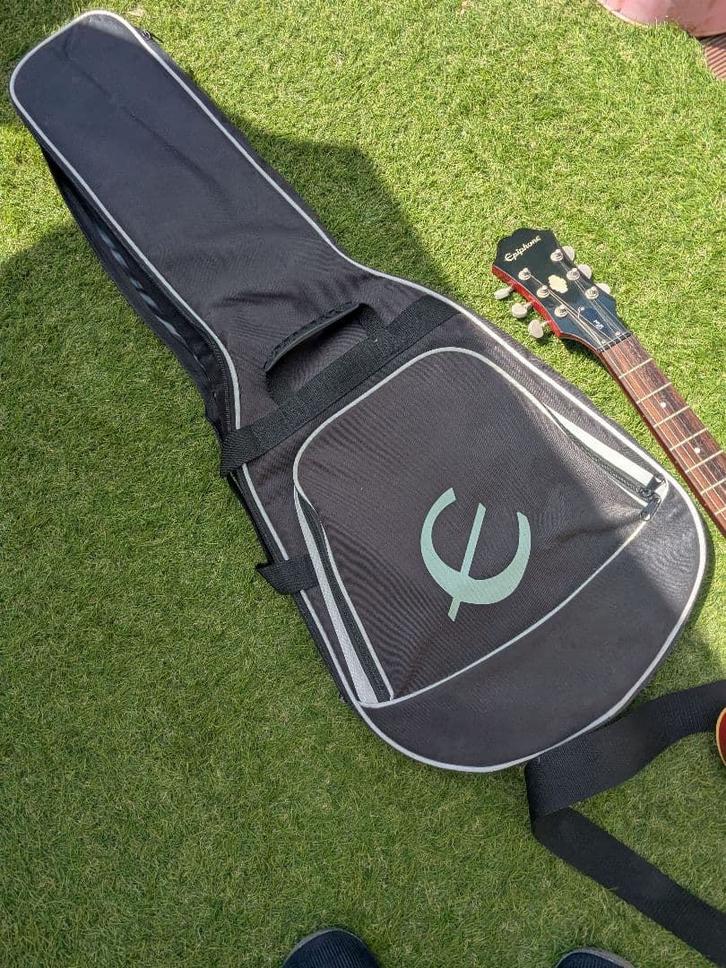 極美品 Epiphone dot CH ES-335タイプ ケース付 セミアコ