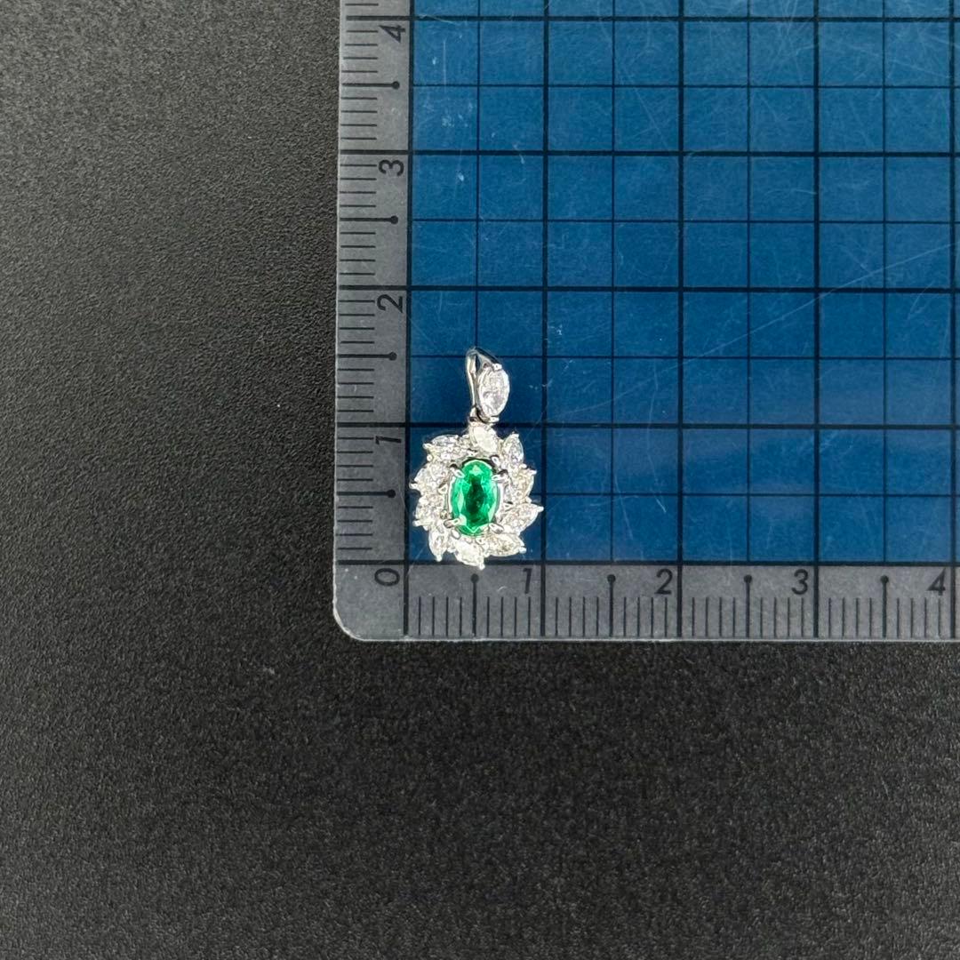PT900 エメラルド ダイヤモンドペンダントトップ