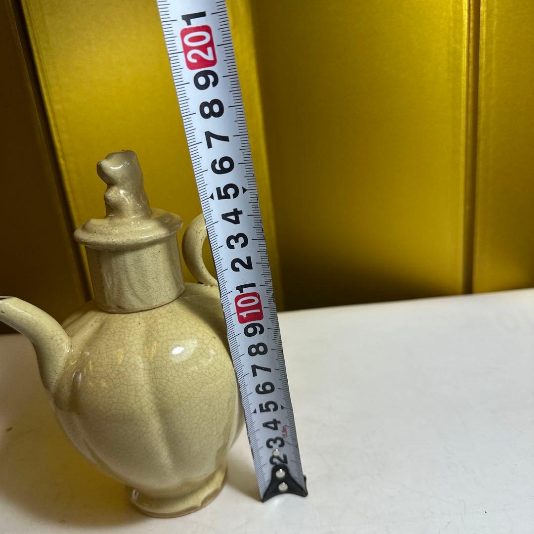 中国，骨董，時代物，動物の蓋付きクリーム色