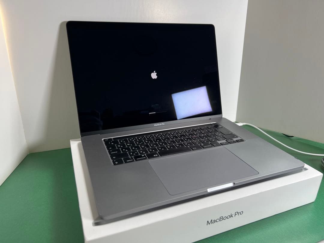 高性能❗️MacBook Pro 2019 16in i9&16&1TB Win