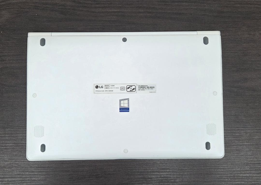 LG gram 14インチ/ i5 / 8Gb / 512Gb /オフィス