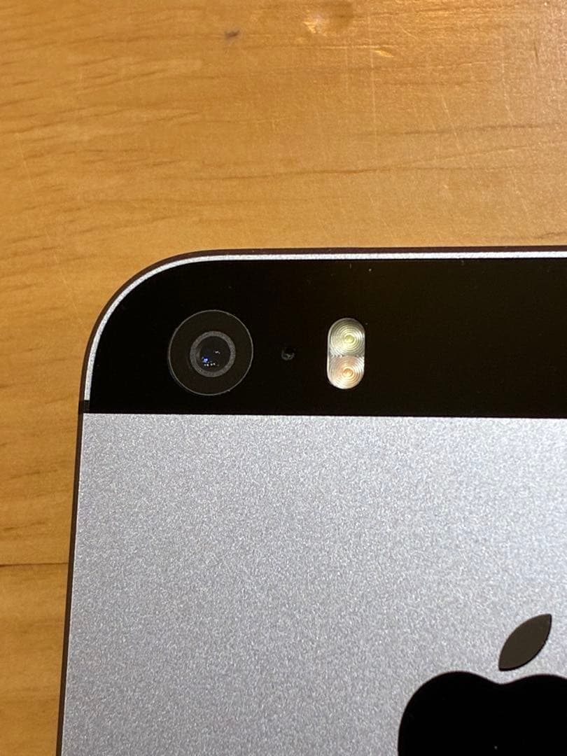 【美品】　iPhone SE 第一世代　本体