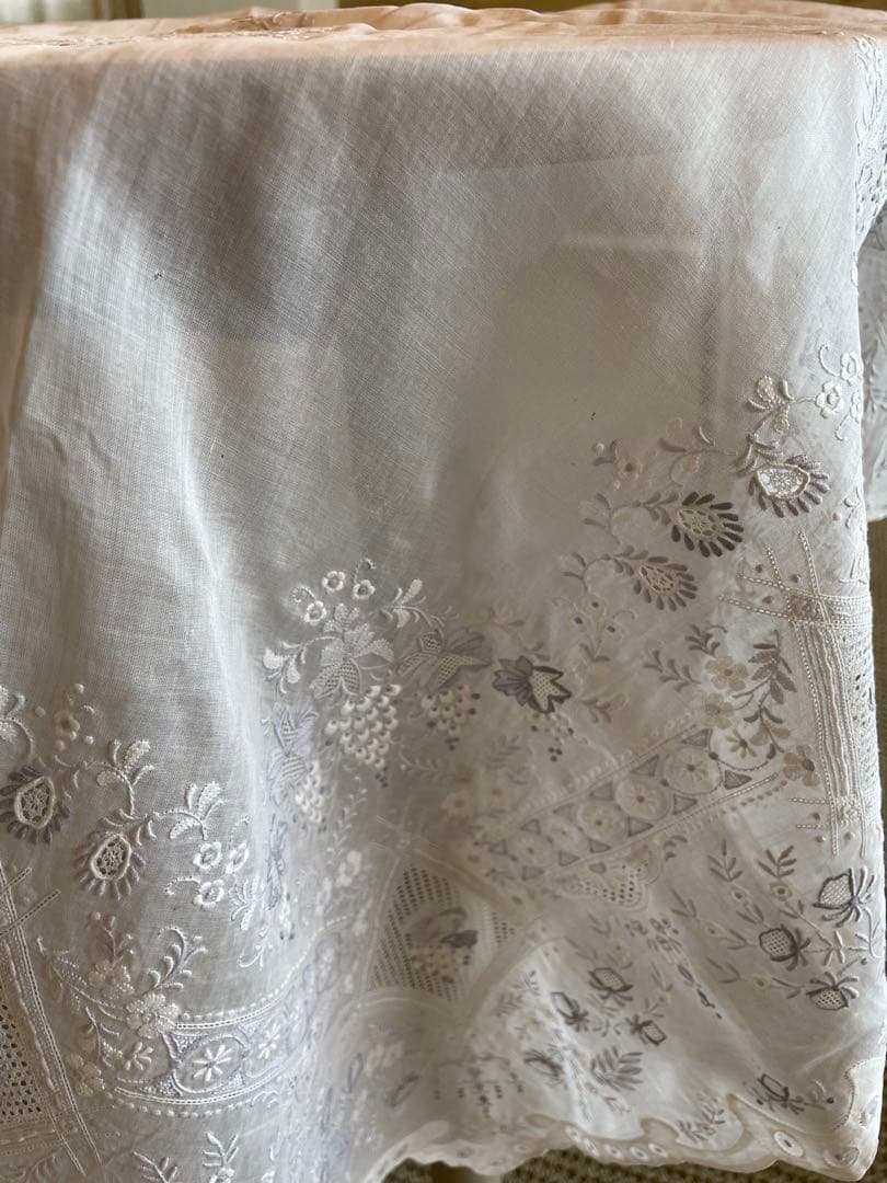 汕頭　スワトウ　SWATOW　手刺繍刺繍　テーブルクロス　希少