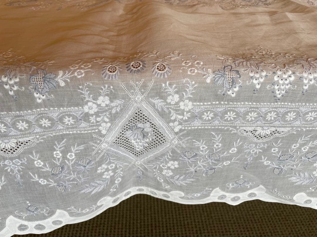 汕頭　スワトウ　SWATOW　手刺繍刺繍　テーブルクロス　希少