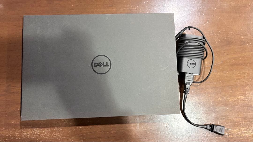 Dell ノートパソコン　XPS13 (9350) 8G/256GB難あり