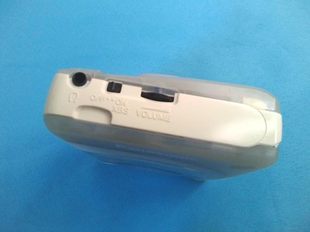 完動品★Panasonic 透明 RQ-CW03 ステレオカセットプレーヤー