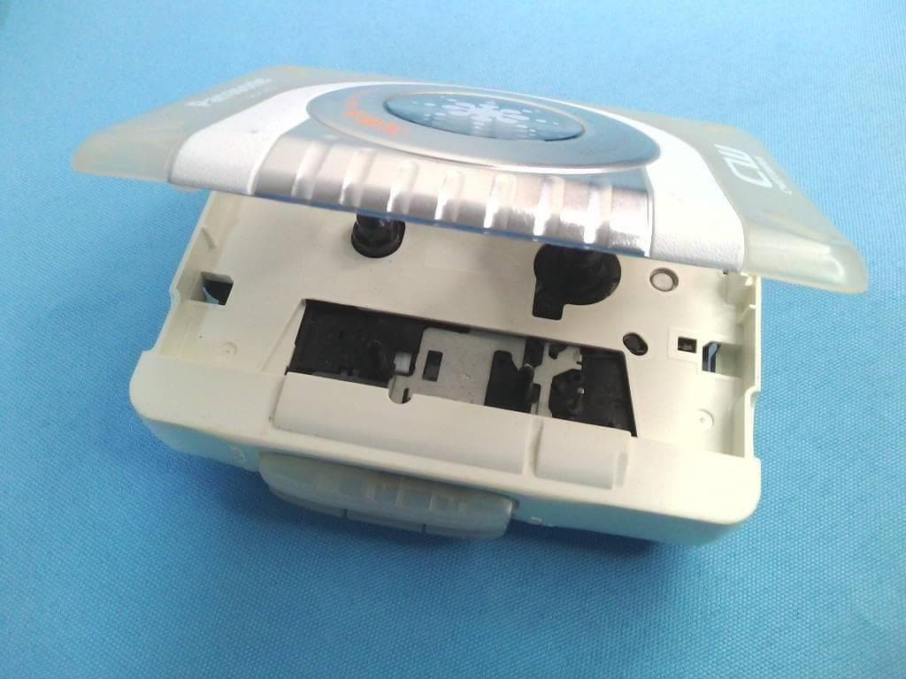 完動品★Panasonic 透明 RQ-CW03 ステレオカセットプレーヤー
