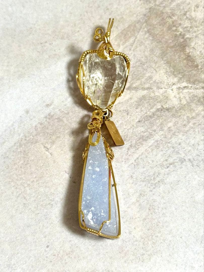 ライトオブアシュタールジュエリー 海の目覚め 天然石