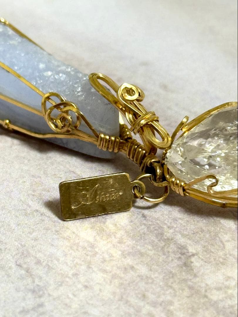 ライトオブアシュタールジュエリー 海の目覚め 天然石