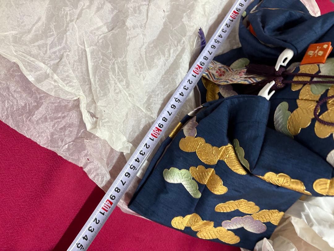 伝統的 雛人形 木箱入　豪華で綺麗