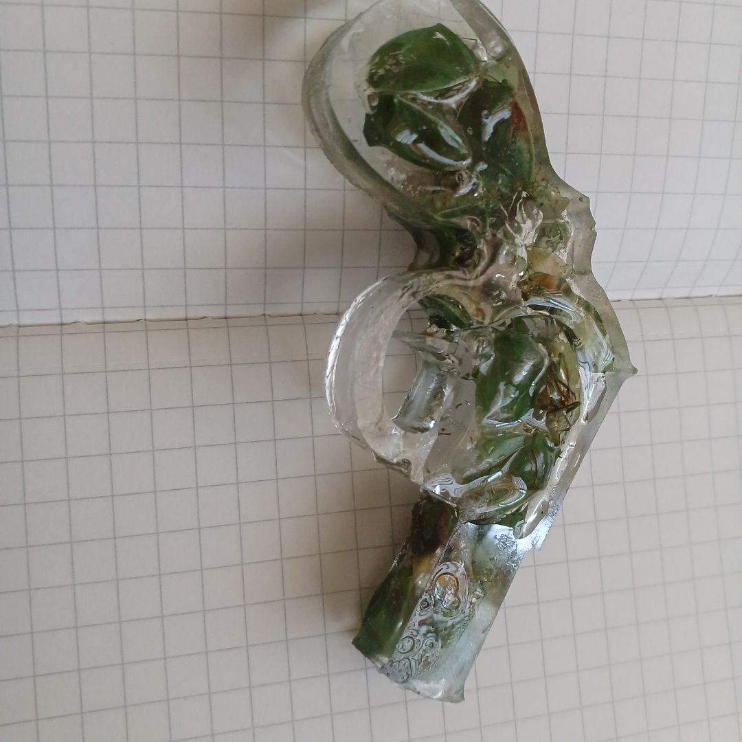 ハンドメイド レジン製 カメムシデザイン 装飾用小物