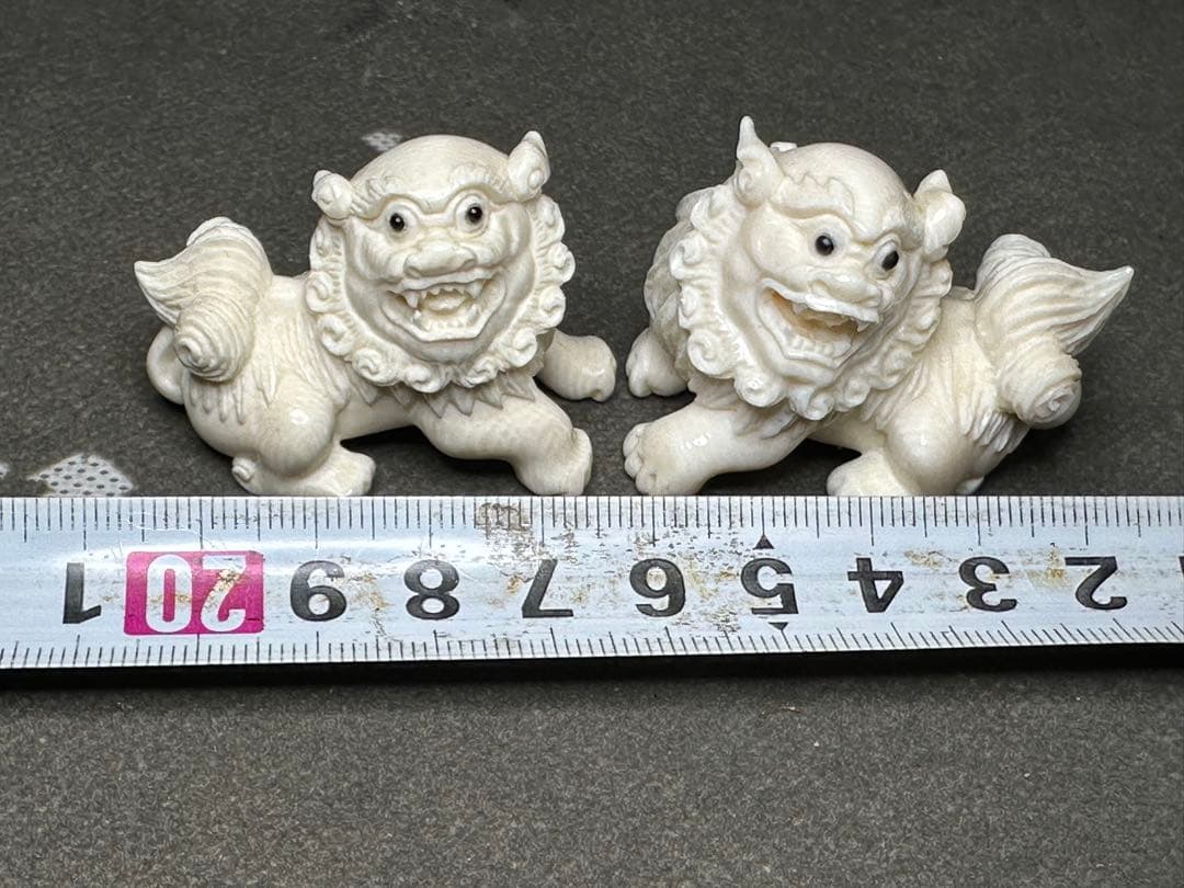 極上　置物　根付　天然素材　アンティーク　骨董　飾り物　古美術品　細密細工　彫刻
