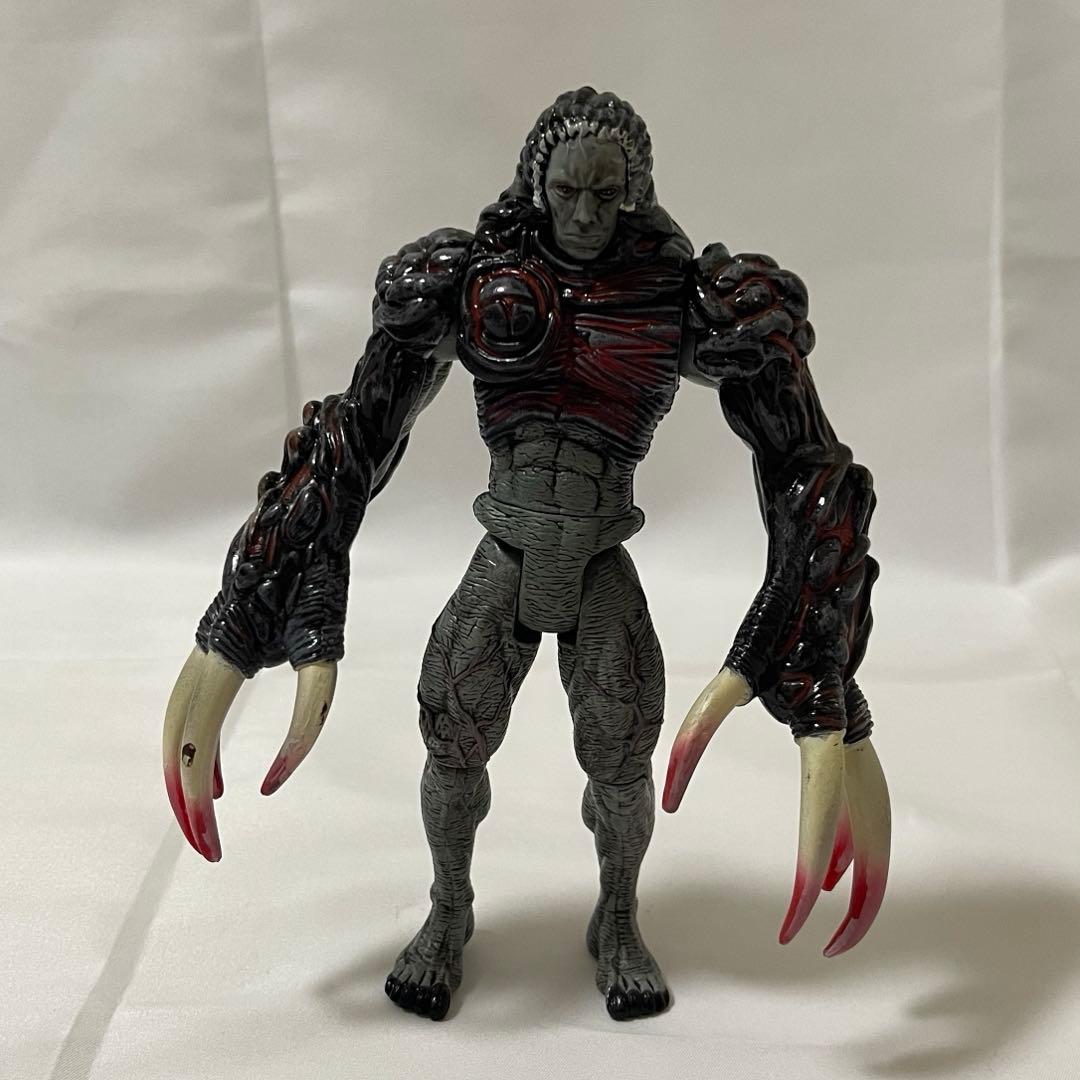 バイオハザード タイラント クリーチャー アクション フィギュア