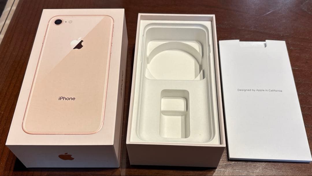 iPhone8 64GB ゴールド　箱付き