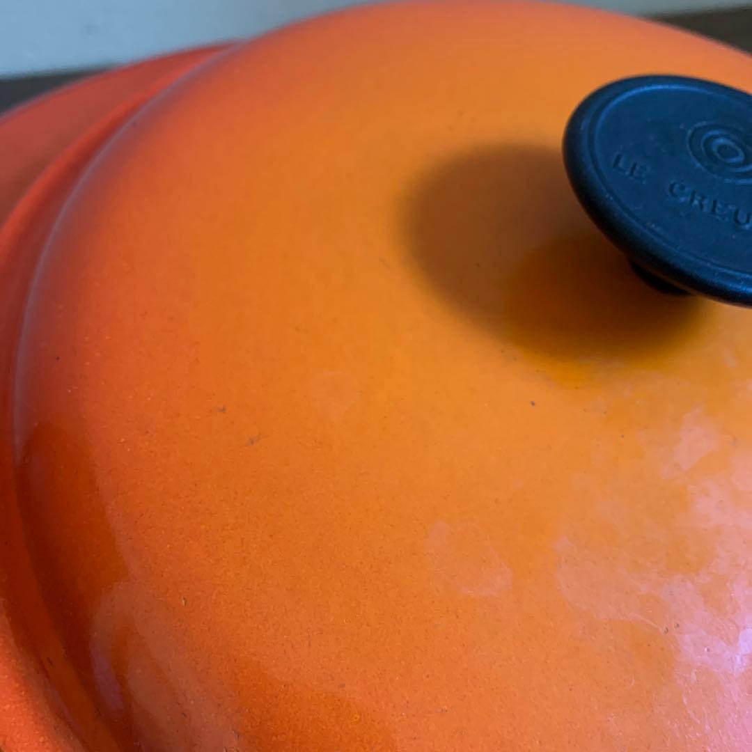 ル・クルーゼ　両手鍋　ビュッフェ　キャセロール　オレンジ　26cm