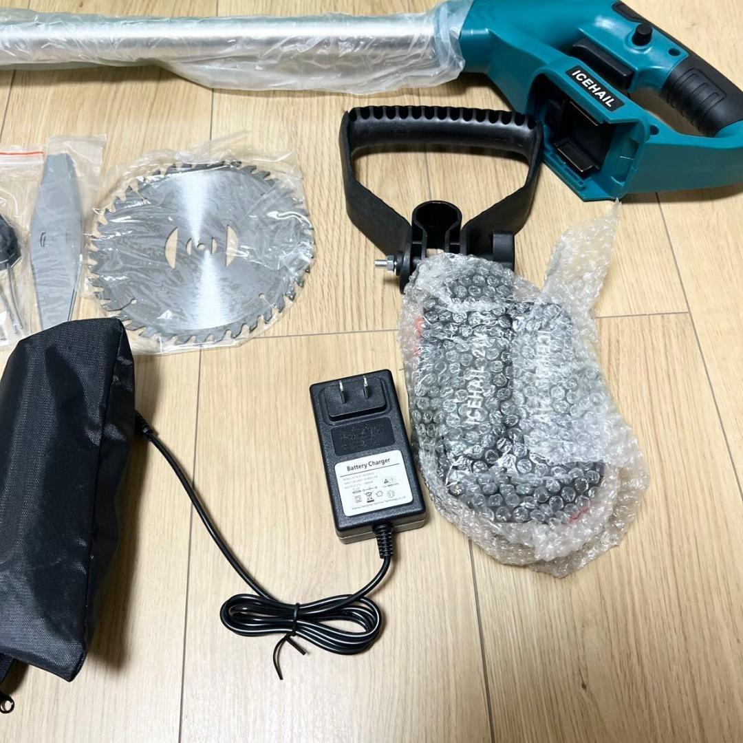【早い者勝ち】充電式 電動草刈り機 軽量1.2kg 多替刃付き