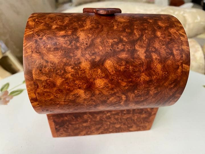 【新品】花梨瘤杢 無垢材  ジュエリーボックス⭐️小物入れ⭐️宝石箱
