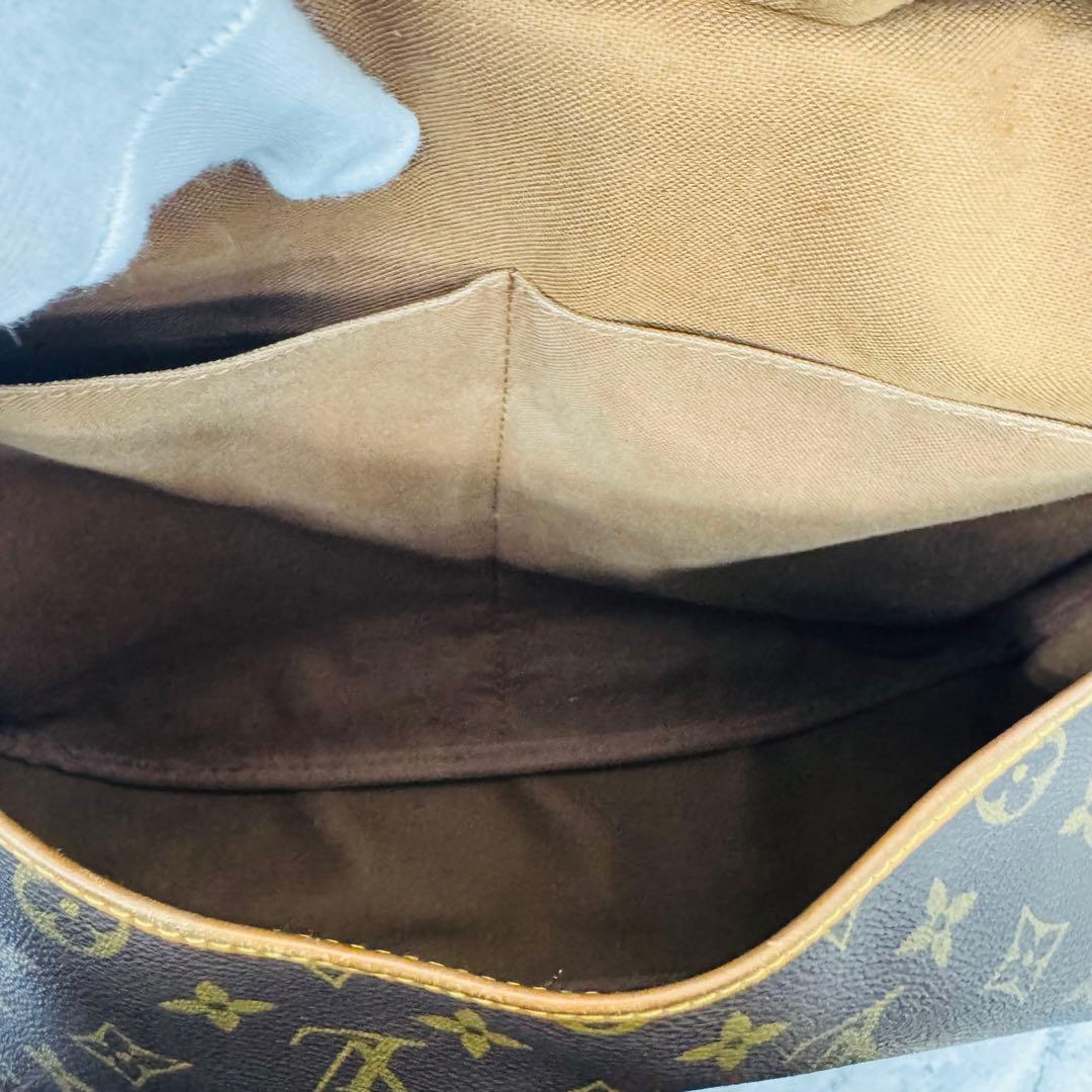 ✨ LOUIS VUITTON✨ルイヴィトン✨LV✨ソミュール✨ショルダーバッグ