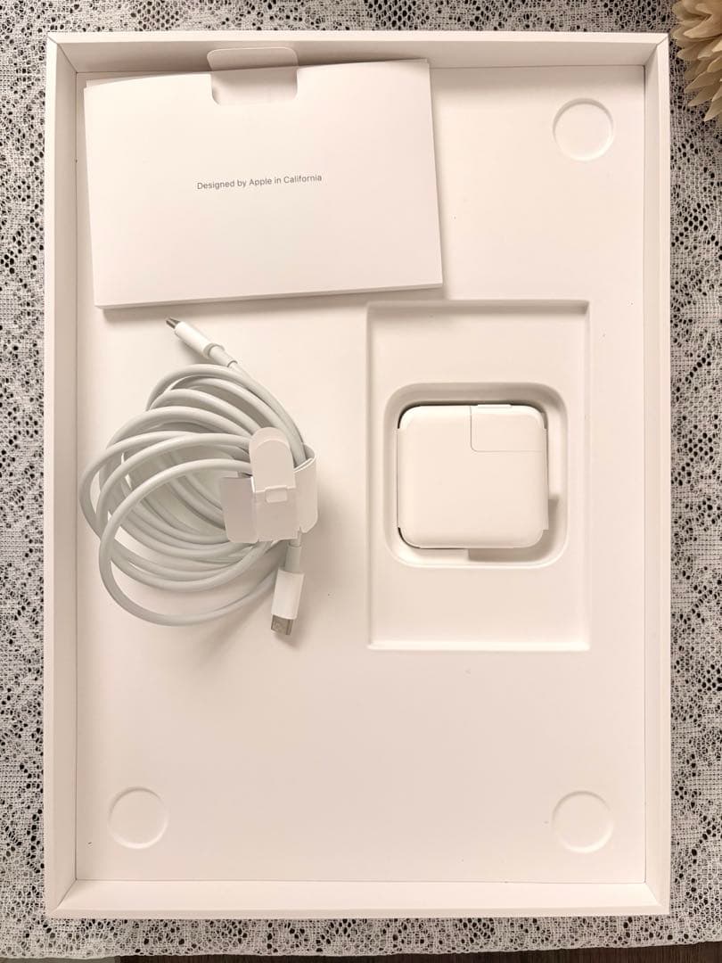 【美品・2023年購入】MacBook Air M1 シルバー