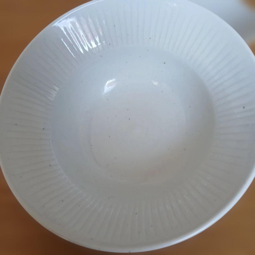 阿南維也さん ２点 白磁鎬広口小鉢 φ13 x H5.5 cm