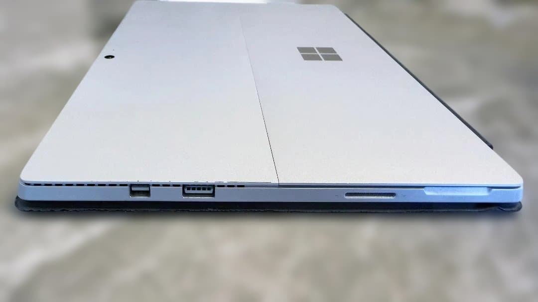 【美品】Microsoft Surface Pro4 128GB
