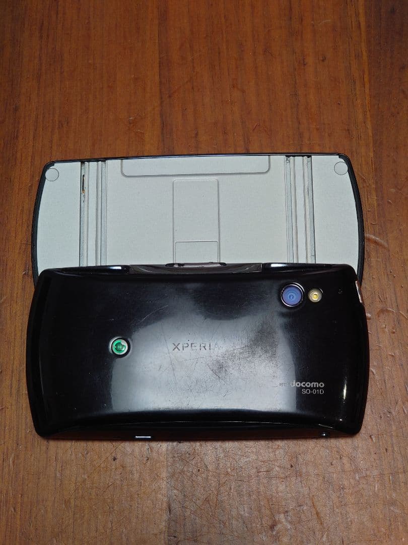 スマートフォン本体 Sony Ericsson Xperia Play docomo
