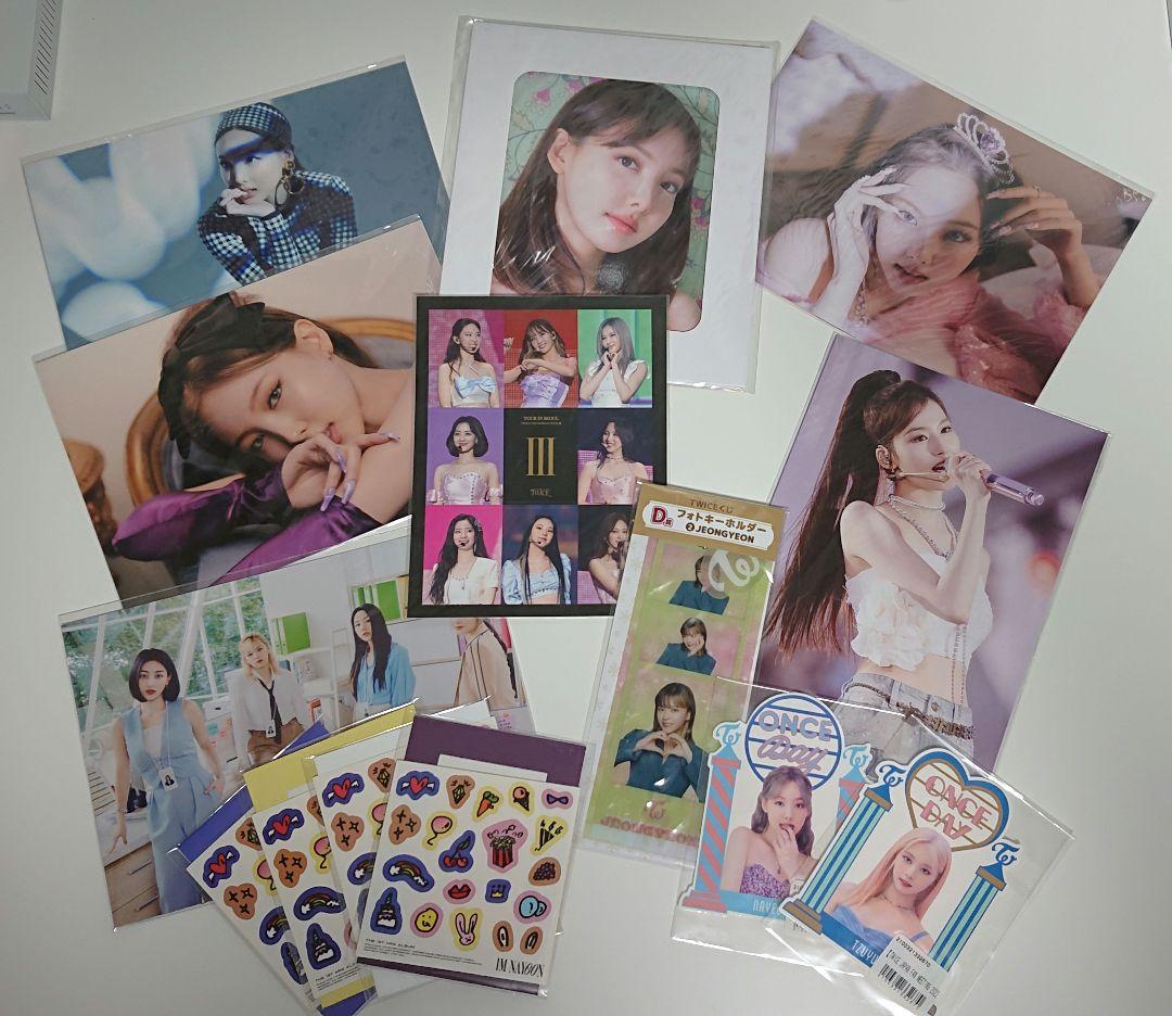 TWICE グッズセット CD フォトカード ペンライトなど