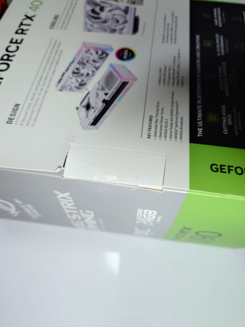 ROG STRIX GAMING GeForce RTX 4090 OC 白