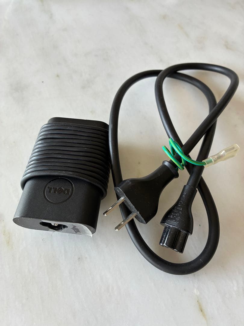 DELL Inspiron 7370　ACアダプタ付