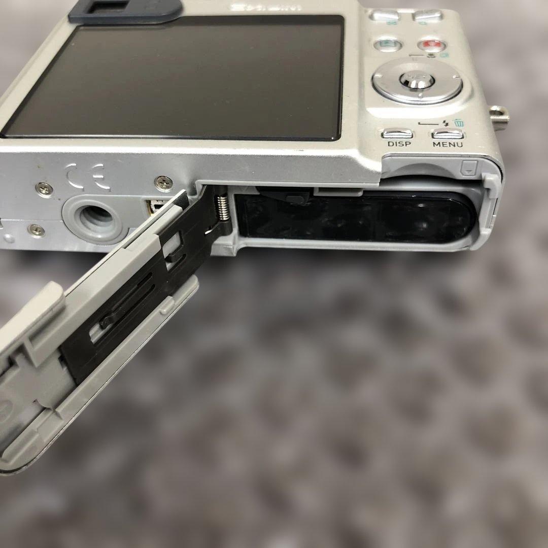 ① CASIO EXILIM 5.0メガピクセル デジタルカメラ EX-Z55