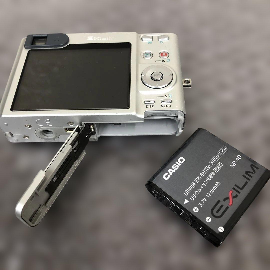 ① CASIO EXILIM 5.0メガピクセル デジタルカメラ EX-Z55
