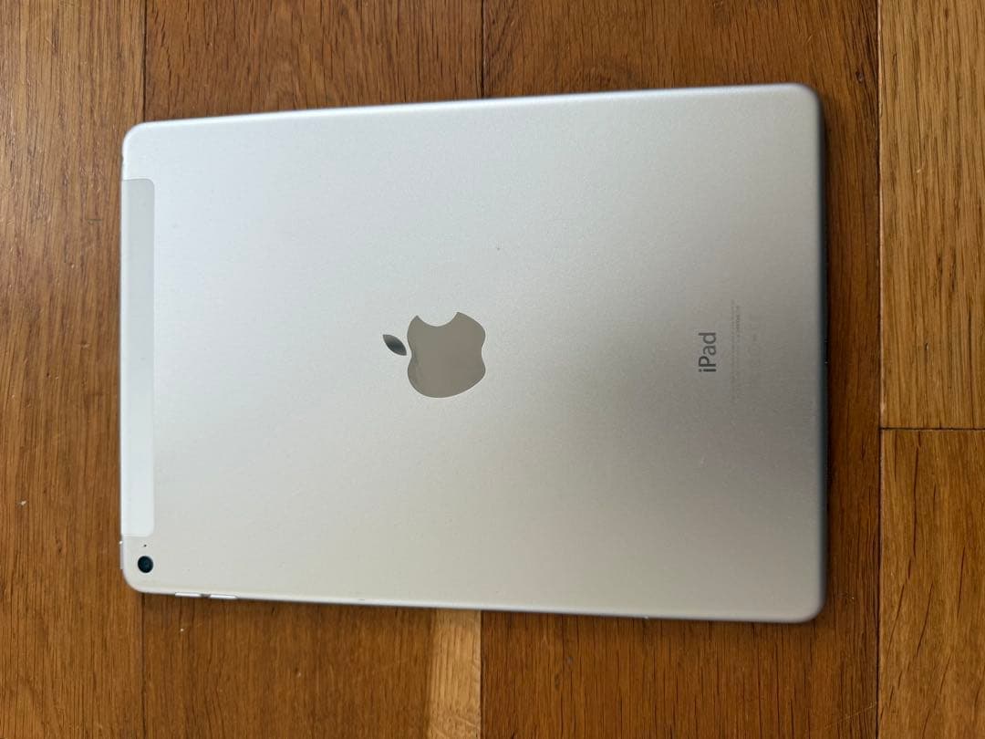 美品　iPad Air 2 WiFi + cellularモデル 16GB
