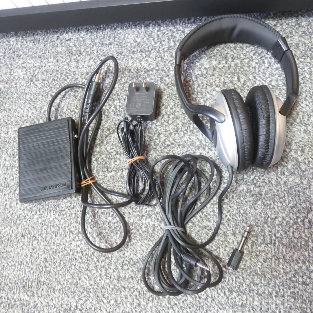 動作良好　TORTE 電子ピアノ キーボード TDP-88　ペダル　ヘッドホン