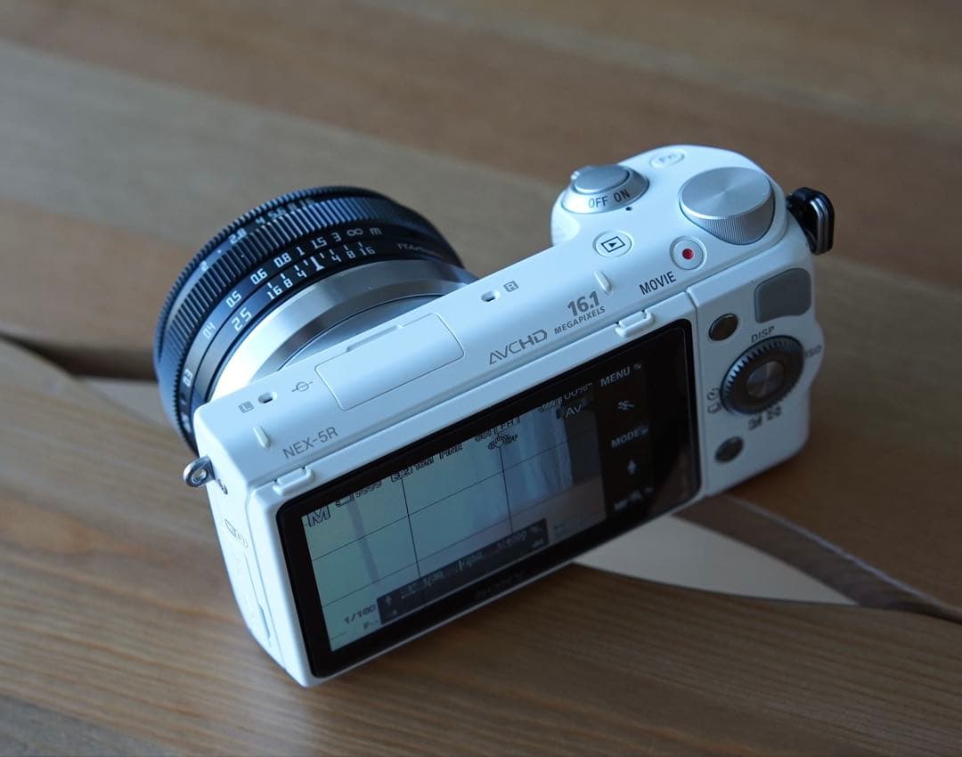 デジタルカメラ Sony NEX-5R + TTArtisan 25mmf2C