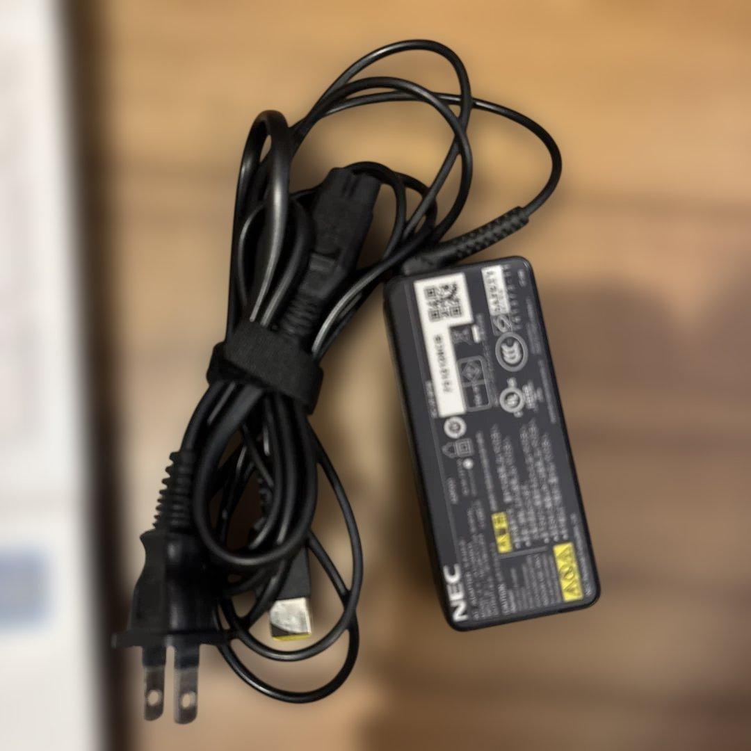 NEC LAVIE PC-GN254FRAA ノートパソコン