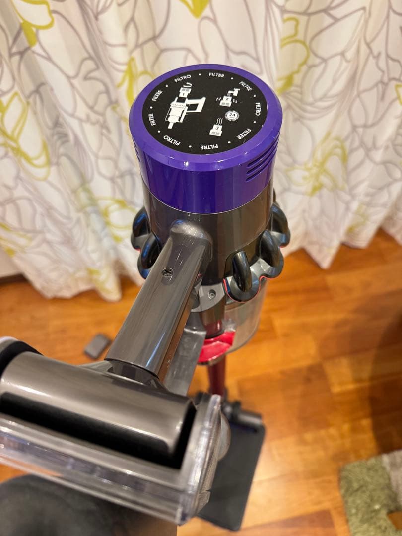 Dyson ダイソン　スティッククリーナー SV12 本体