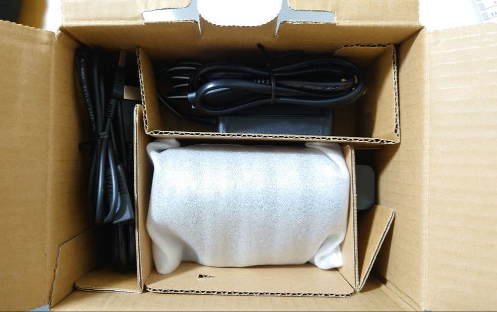 値下げ♪SONY HDR-CX590V ビデオカメラ 　ケース　予備バッテリー付