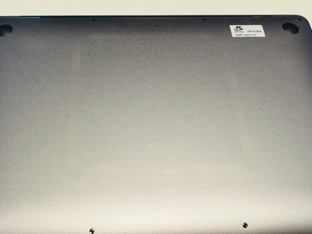 MacBook Air 2020 i3 8GB 13インチ バッテリー良好