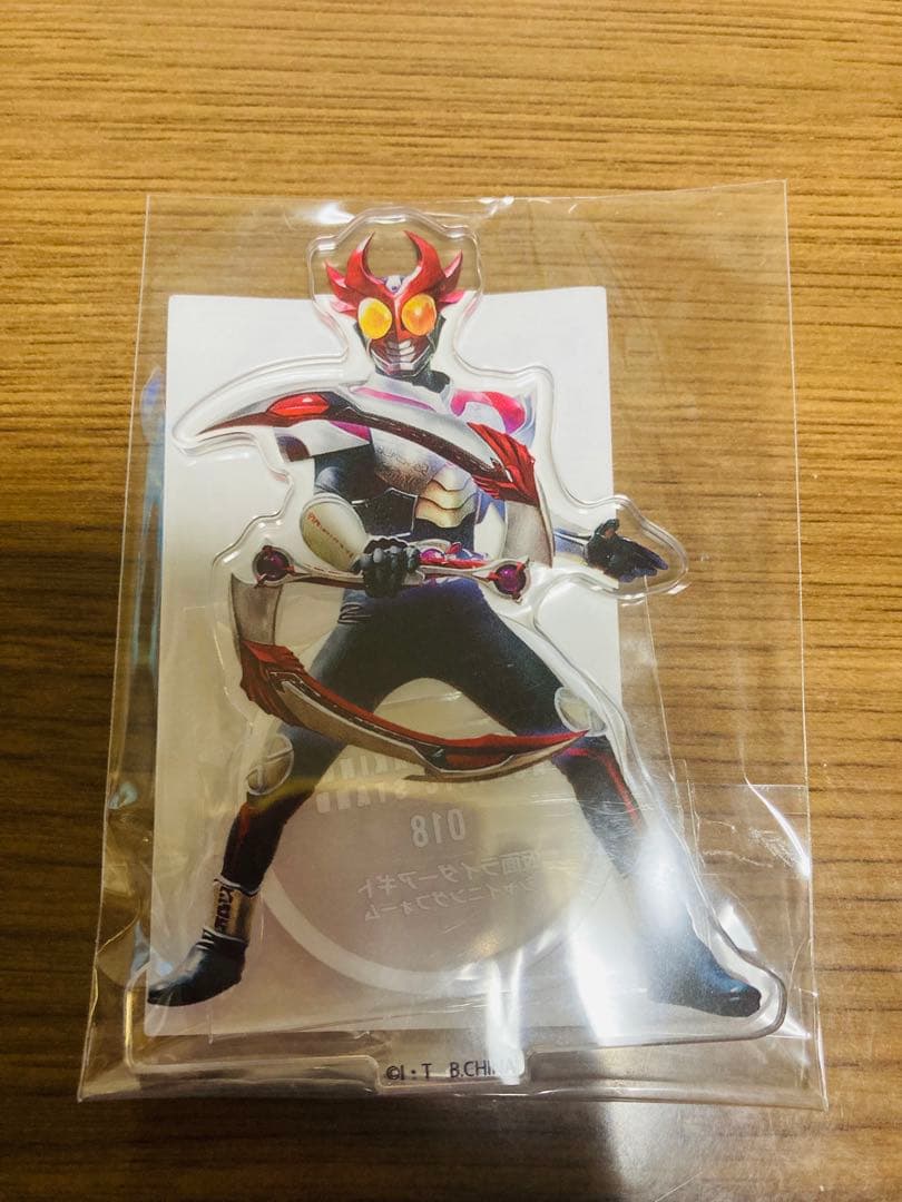 プレミアムバンダイ 仮面ライダー アギト アクリルスタンド