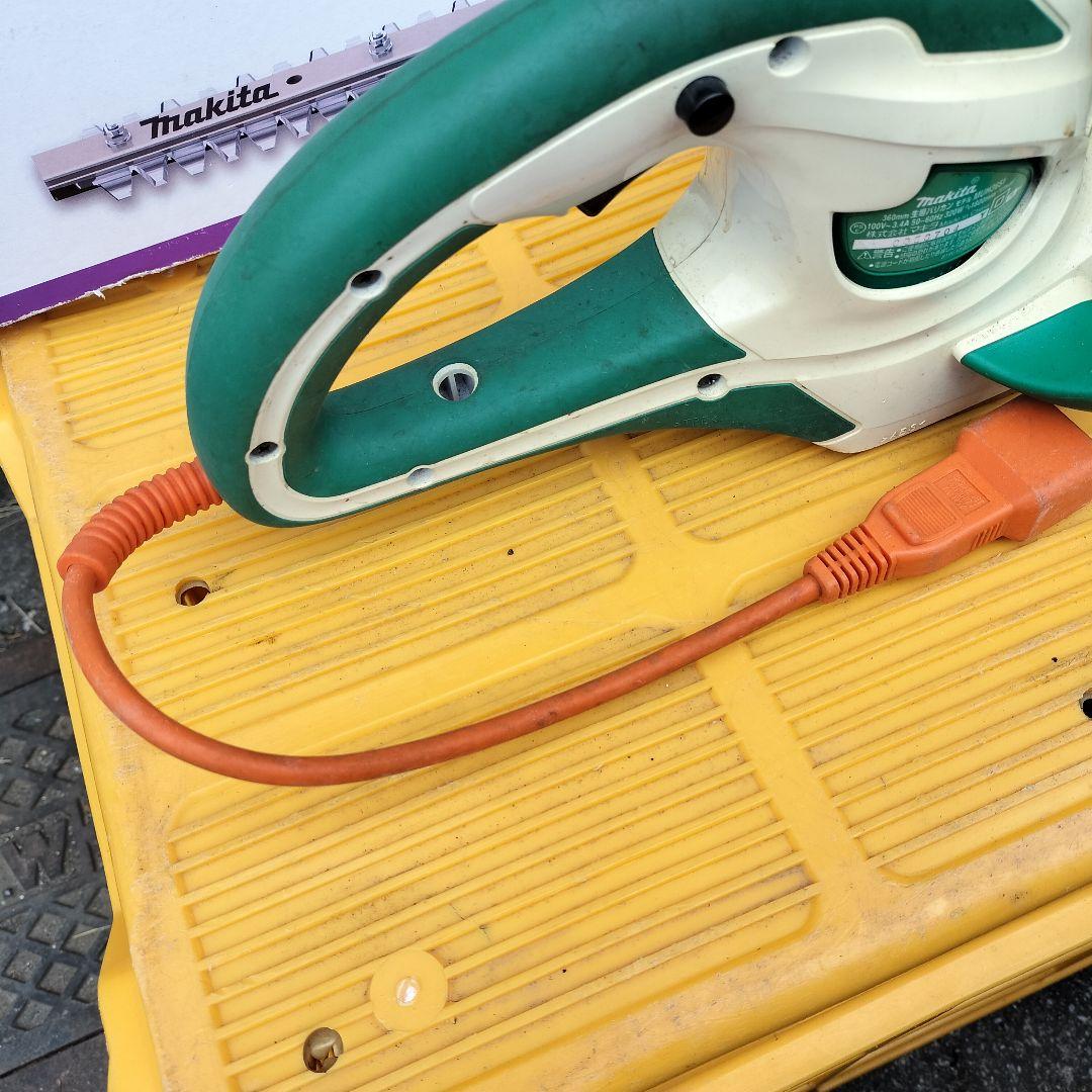 Makita MUH3651 電動 芝刈り機 360mm マキタ 生垣バリカン