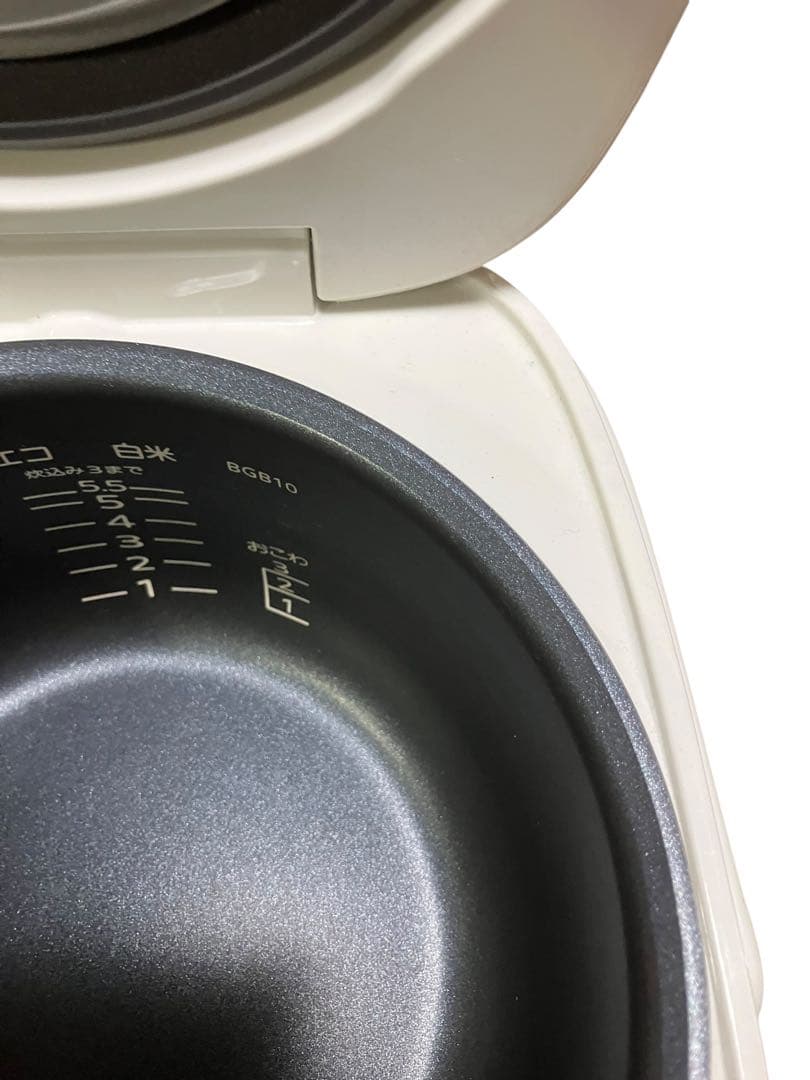 ダイガー　Tiger マイコン炊飯器　JBH-G2 五合炊き　24年製　保証付き