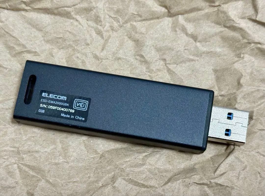 ELECOM スティック型ポータブルSSD 2TB ESD-EMA2000GBK