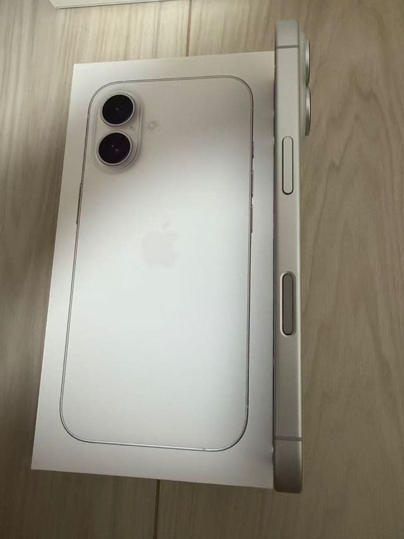 iPhone 16 128GB ホワイト SIMフリー