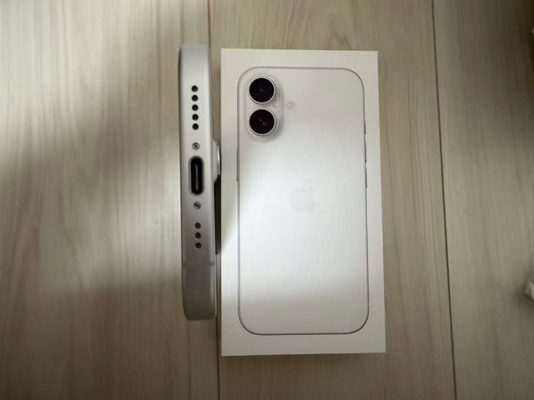 iPhone 16 128GB ホワイト SIMフリー