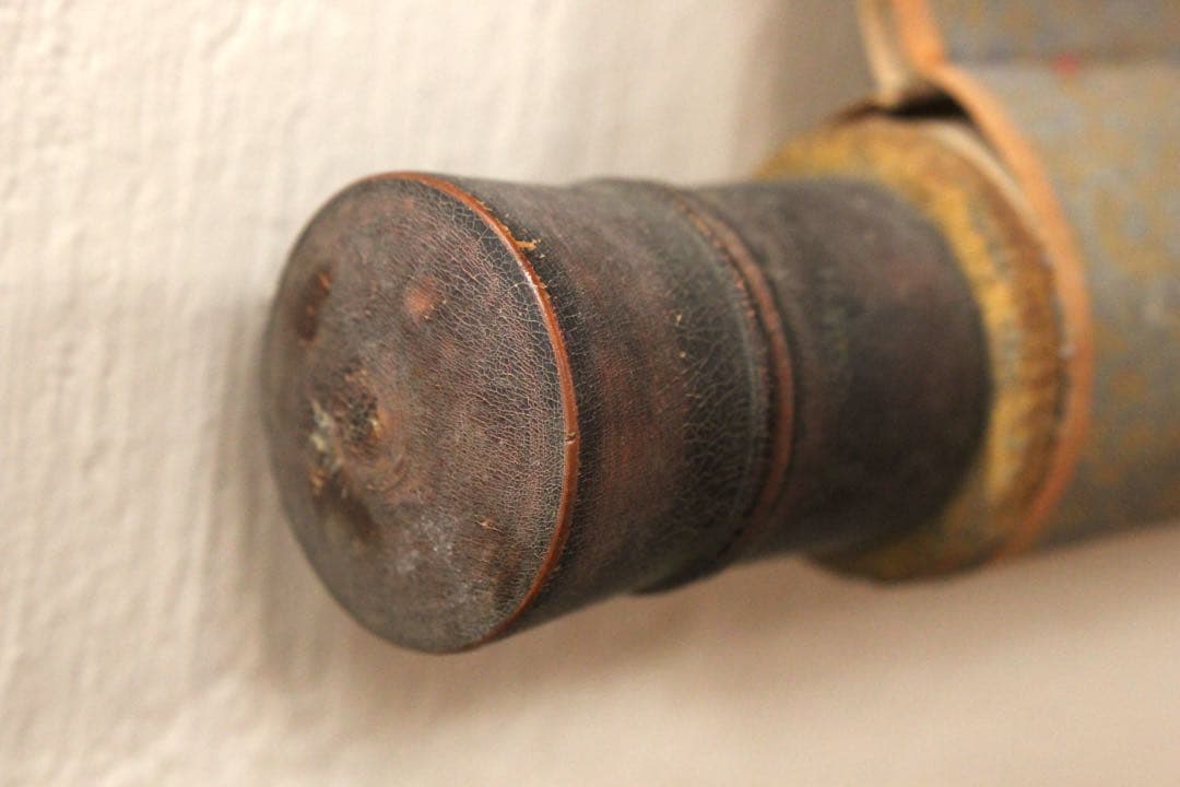 No5258 掛軸　「牡丹小禽図」　紙本着色　南画　日本画　古美術　送料無料