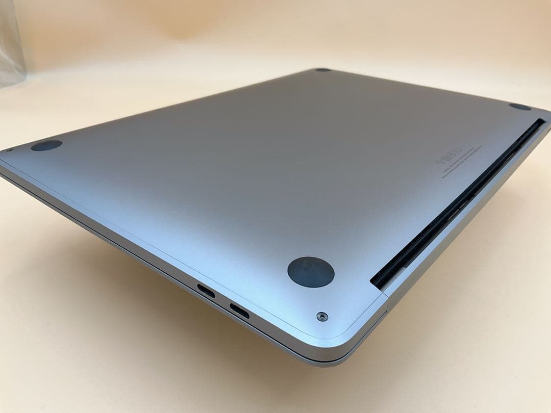 【美品】Macbook Pro 2022 M2 13インチ 16GB/500GB